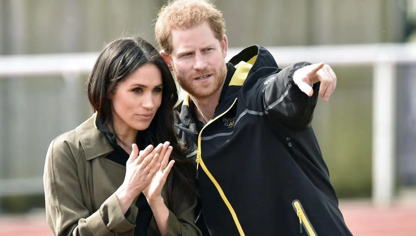 Donald Trump synes, det er synd for dronning Elizabeth, at prins Harry og hertuginde Meghan vil trække sig tilbage.
