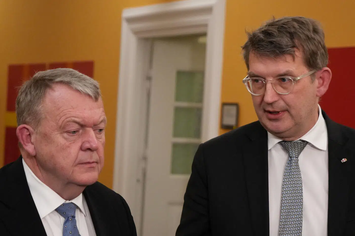 Venstre og Moderaterne er uenige om, hvorvidt det kan blive aktuelt at beskatte boligejere, der tjener på boligsalg. (Arkivfoto).