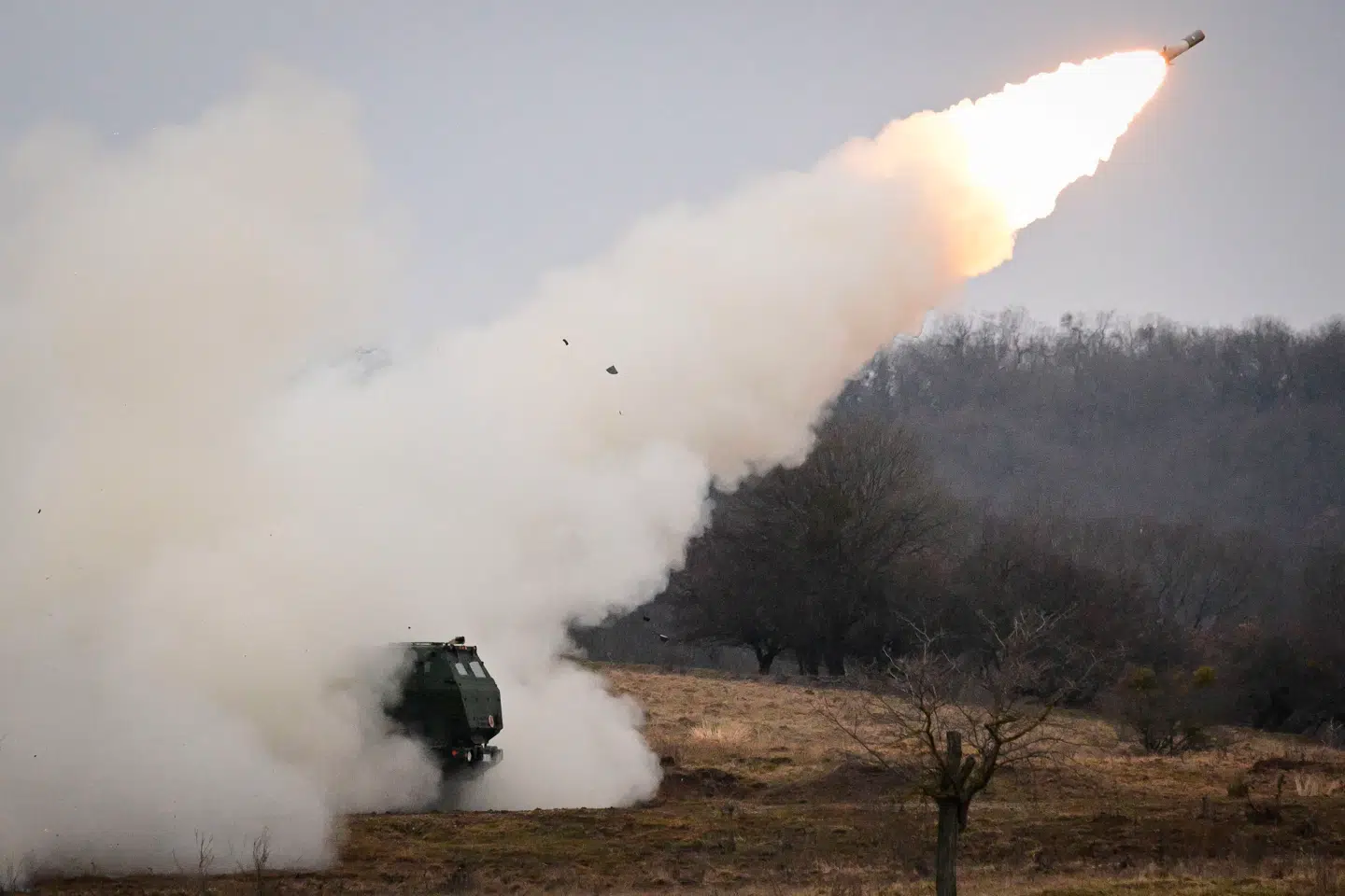 Europa skal vågne op og »konfrontere« den »ukomfortable sandhed« om kontinentets sikkerhed. Sådan lyder det fra to af Europas mest magtfulde generaler i en fælles opsang.