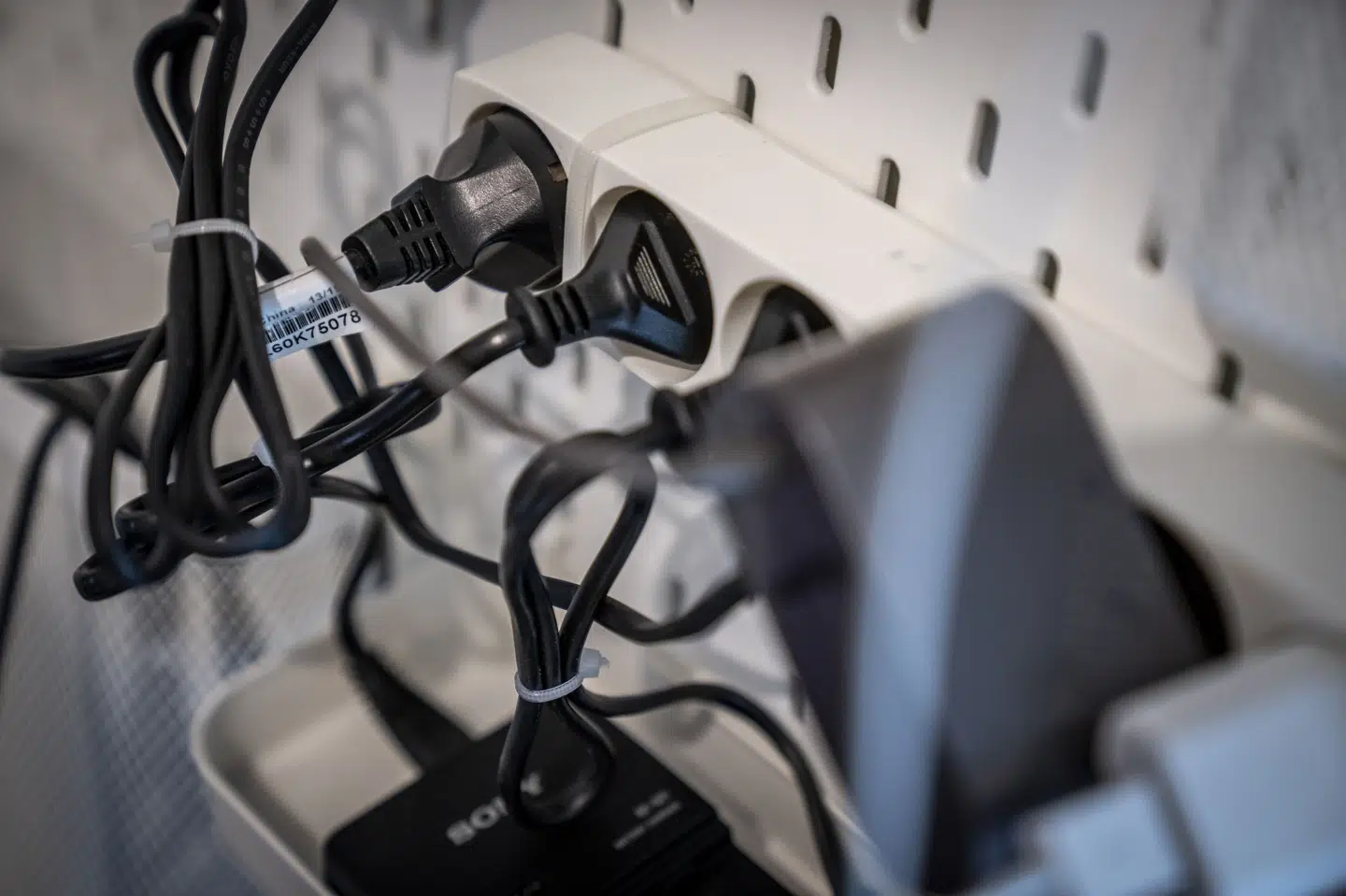 Cerius-Radius finder et stigende antal tyve, der tapper strøm uden at betale for den. Sidste år opdagede de to selskaber snyd for over 20 millioner kroner. (Arkivfoto).