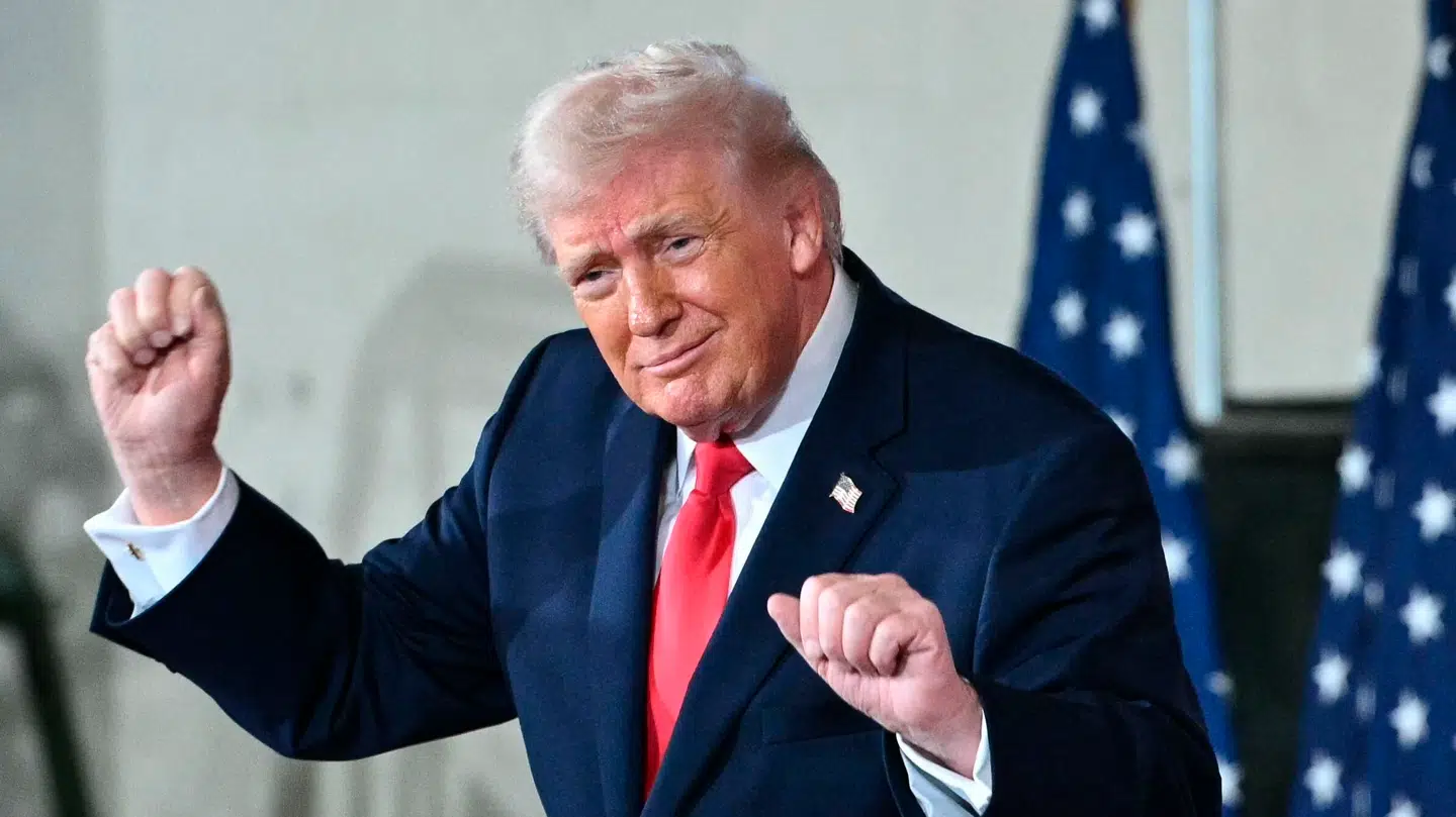 Kort efter sin indsættelse i 2025 beordrede Donald Trump en midlertidig nedlukning og gennemgang af United States Agency for International Development (USAID) for at reducere og omlægge USAs udviklingsbistand. Formålet er at skære i udgifterne og sikre, at bistanden i højere grad tjener amerikanske interesser. USAIDs operationer er fortsat ikke genoptaget i normal forstand.