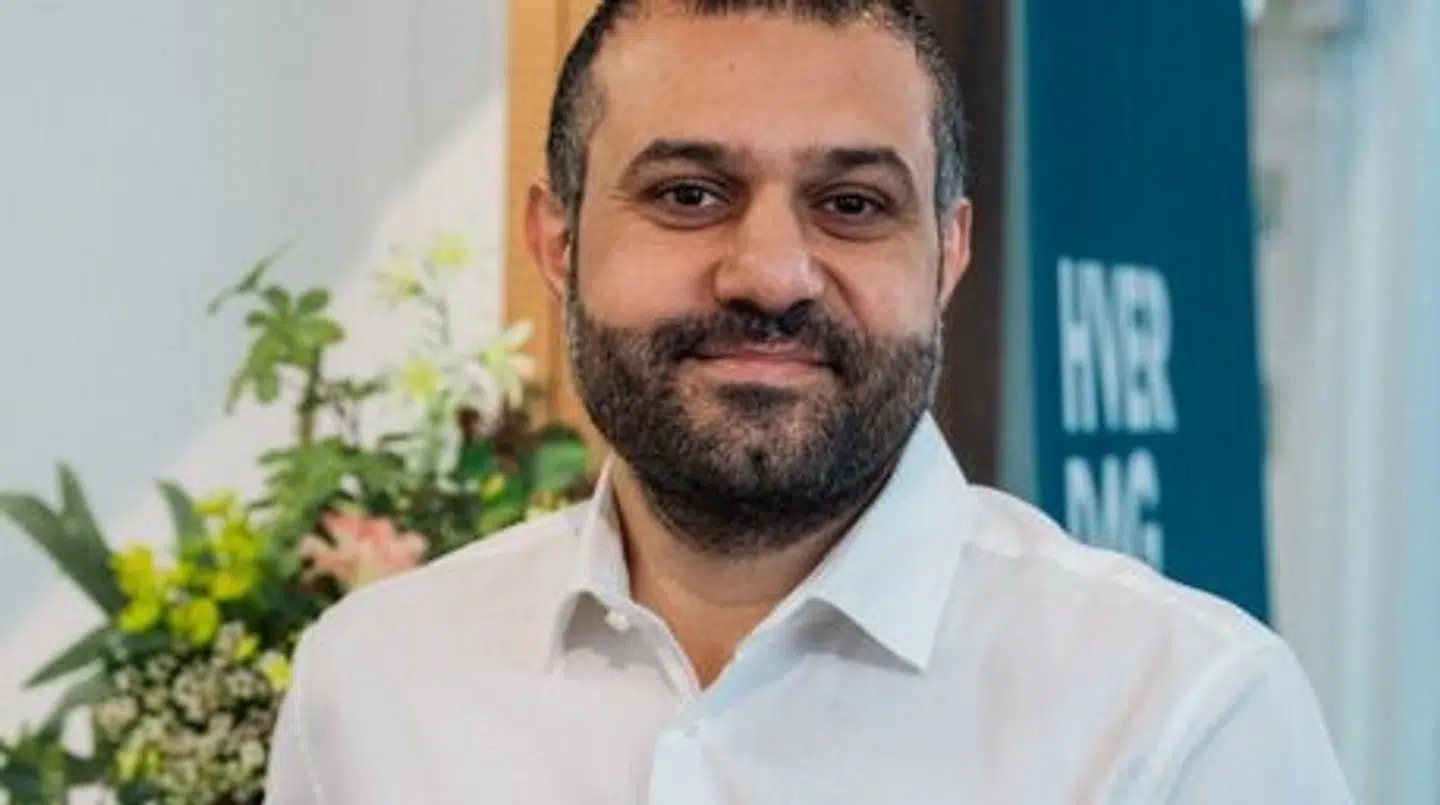 Braw Bakirs smil var visket bort, da han hørte om den behandling 20-årige Clara, som arbejder i Netto, har været udsat for.