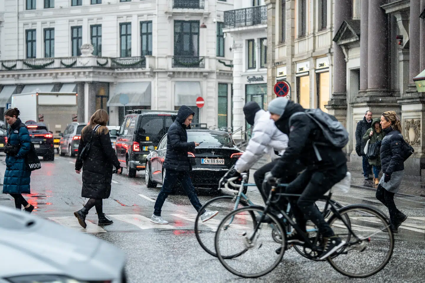 Trods vinter og kulde er der pænt gang i den danske økonomi.