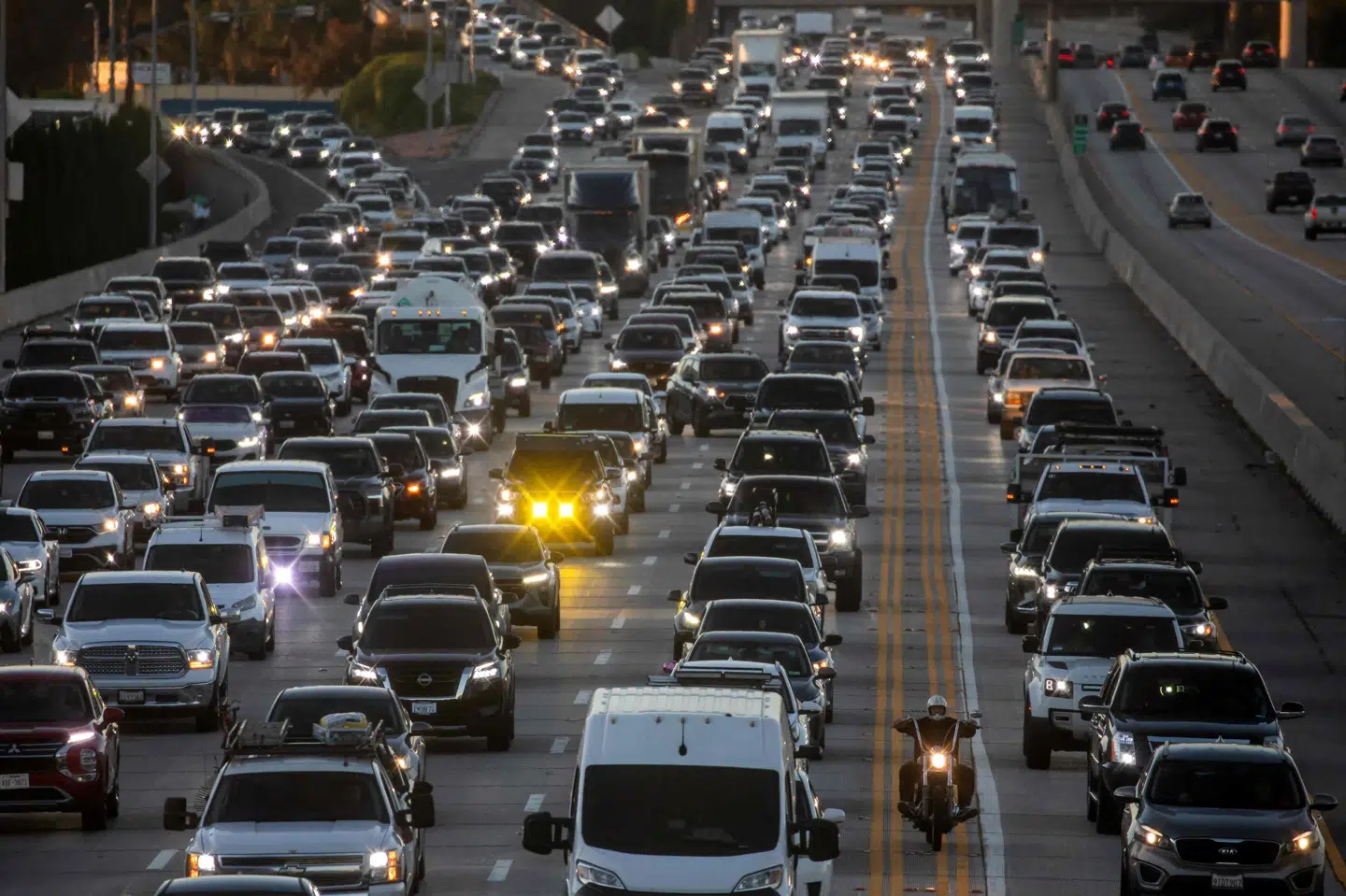 Den såkaldte "endangerment finding" fra 2009, som Trump-administrationen i sidste uge rev midt over, danner grundlag for en række klimalove og tiltag - blandt andet regler om udslip fra biler. (Arkivfoto).