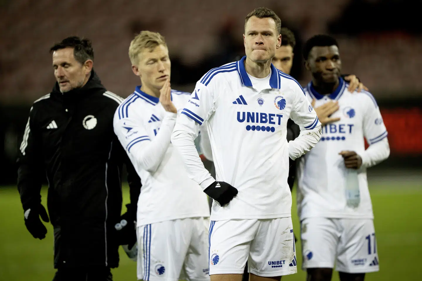 - Jeg har ikke fået den samme spilletid, som jeg gjorde tidligere, men jeg gør alt, hvad jeg kan, for at få en god sidste tid og et godt eftermæle, siger Viktor Claesson (forrest). (Arkivfoto).