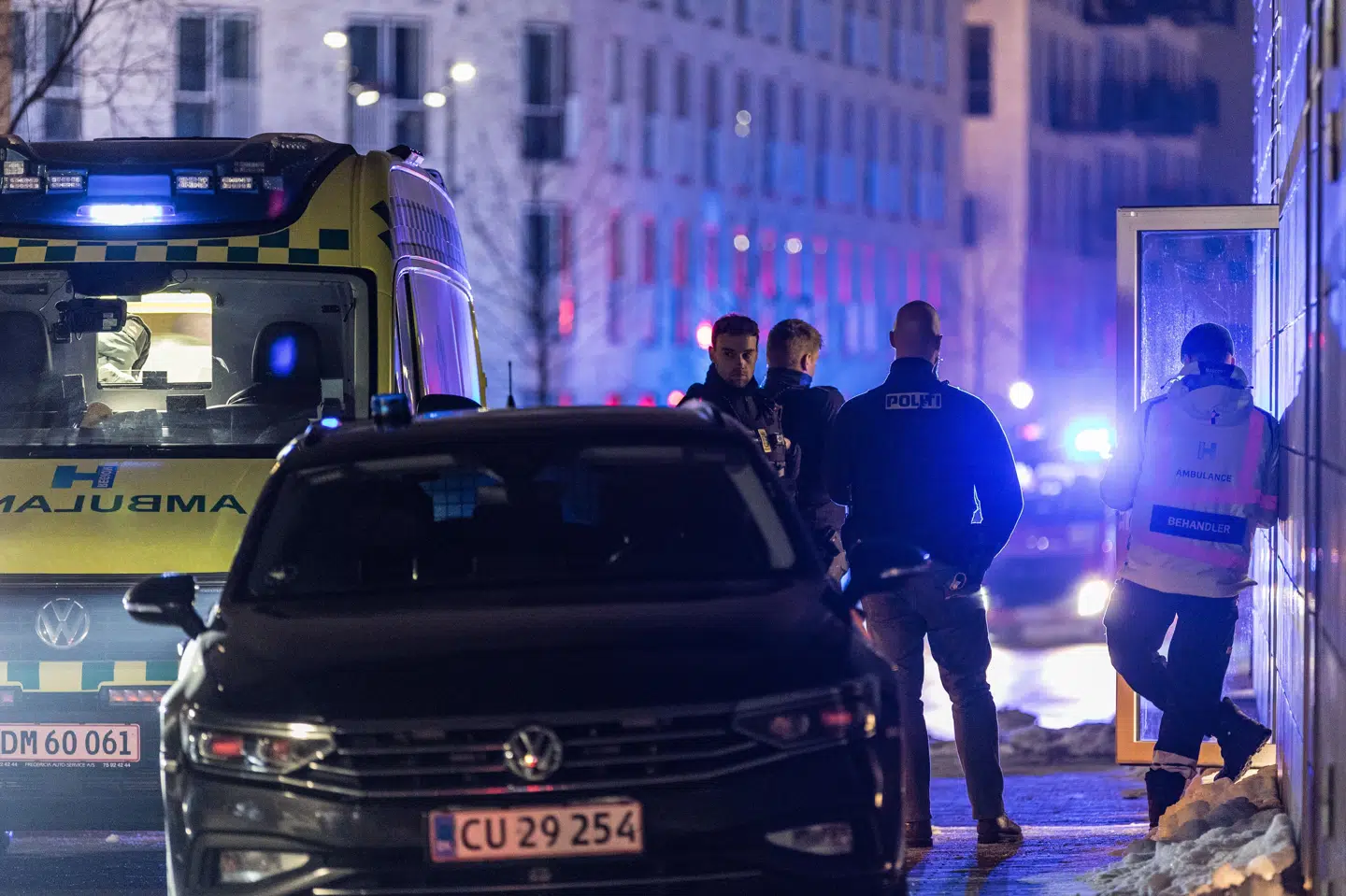 Politi, ambulance og brandvæsen var natten til torsdag til stede ved Molestien 10 i København.