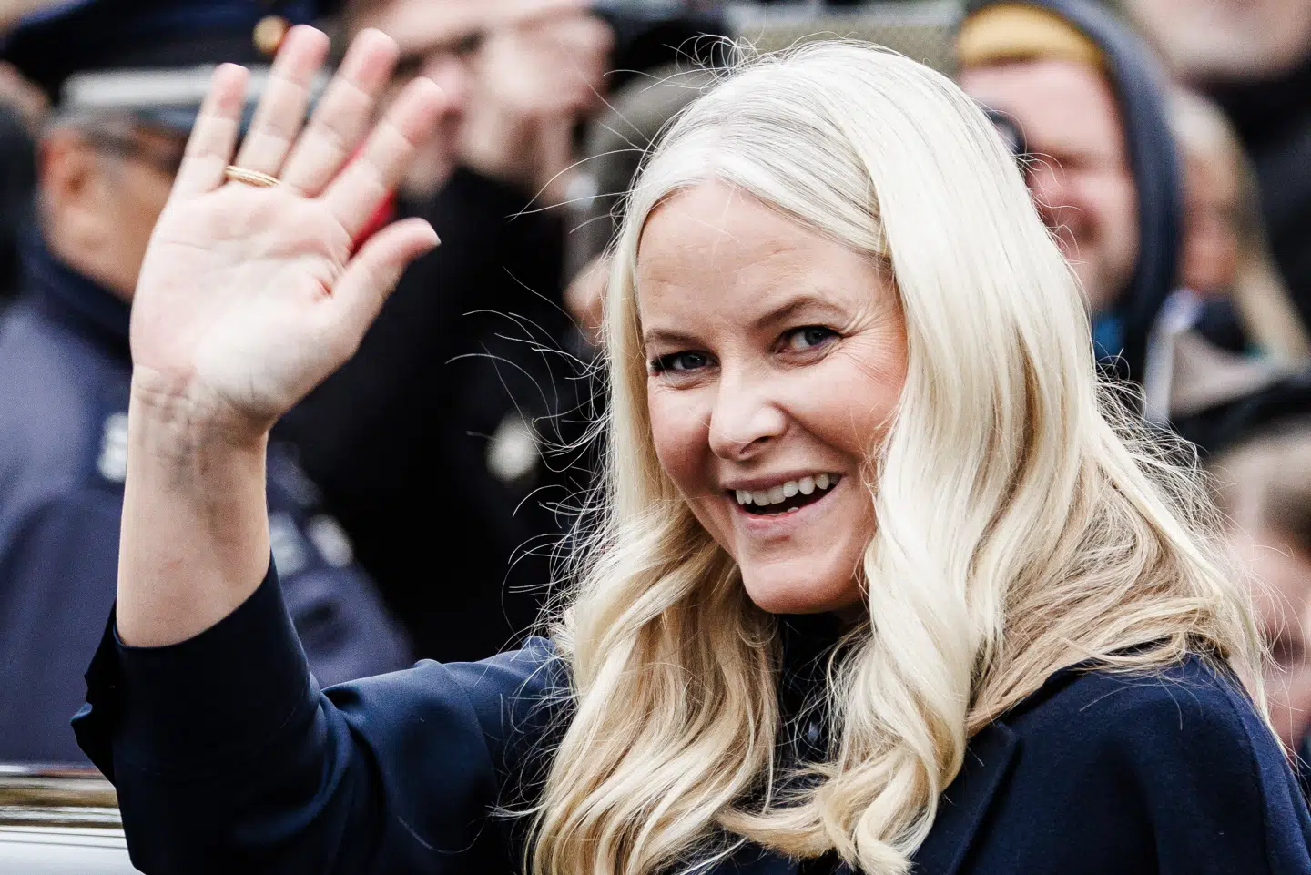 De politiske skandaler har ikke samme varige skadeseffekt som Mette-Marits Epstein-skandale. Den er gjort af det stof, der sætter sig i folkesjælen, mener Nina Refstein, direktør for Norsk Folkemuseum.