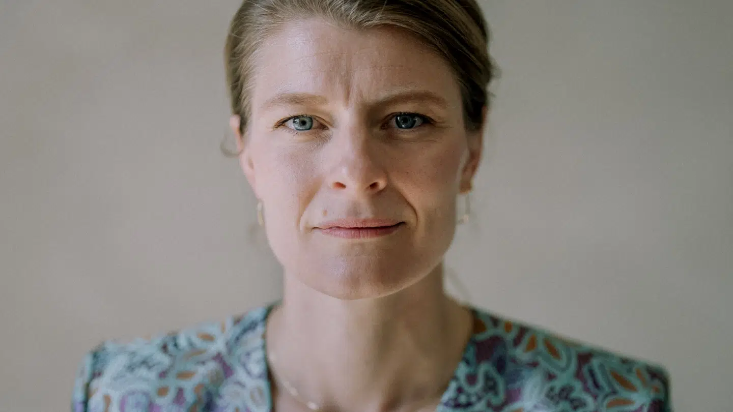 Skatteminister Ane Halsboe-Jørgensen er torsdag 19. februar kaldt i samråd på baggrund af B.T.s afsløring af, at boligejere opkræves strafrenter af restskatter, selvom restskatterne alene skyldes Vurderingsstyrelsen stærkt forsinkede ejendomsvurderinger.