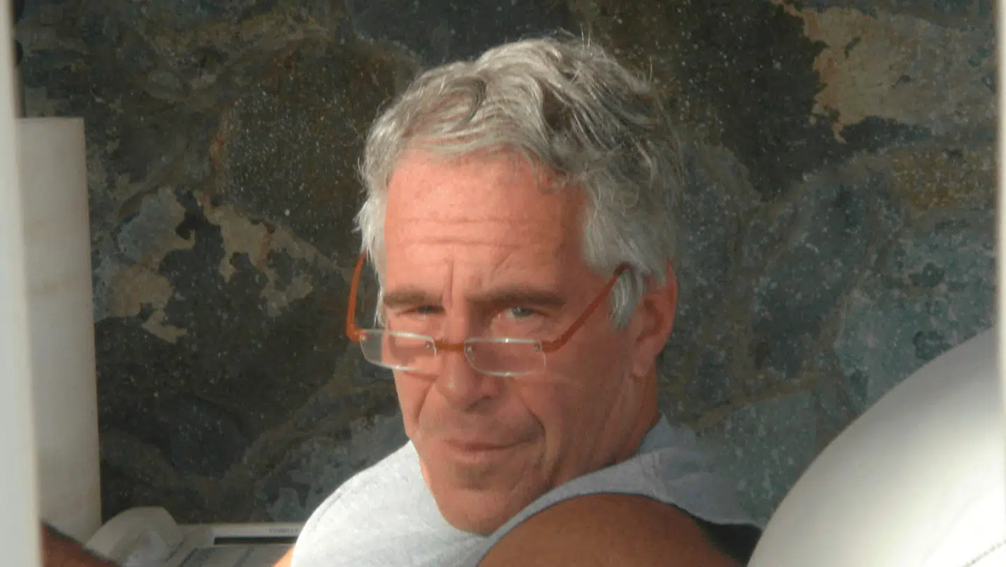 Epstein havde et venneforhold med flere grænsebetjente.