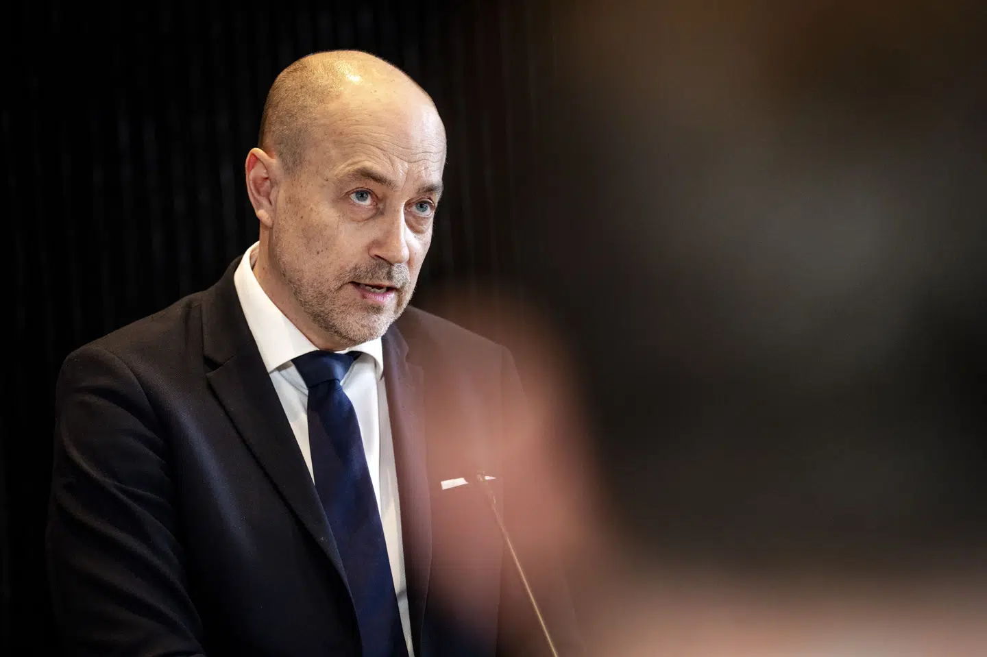 Miljøminister Magnus Heunicke (S) sagde i januar, at han gerne vil have et sprøjteforbud, men der er interne uenigheder i regeringen. (Arkivfoto).