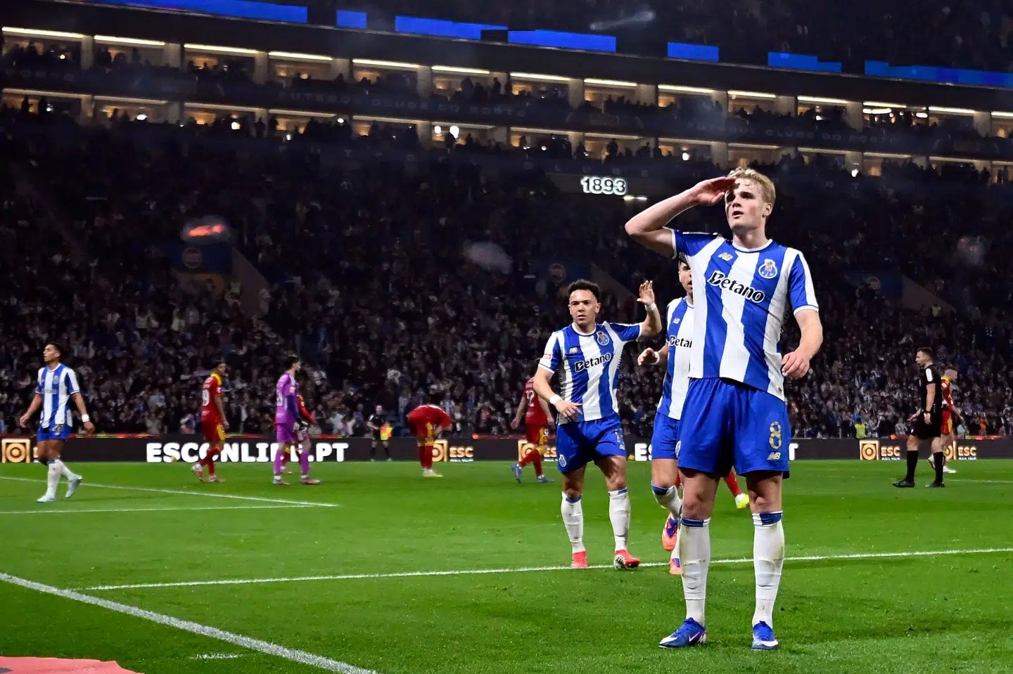 Victor Froholdt scorede søndag aften sit fjerde mål i Porto-trøjen, da han blev matchvinder i en 1-0-sejr.