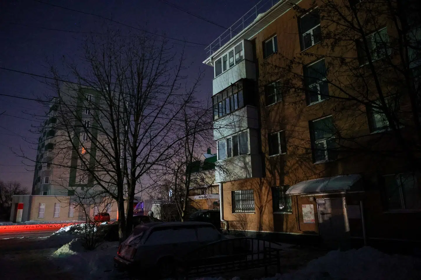 Beboelsesejendomme i den russiske region Belgorod har flere gange mistet strømmen som følge af ukrainske angreb. Billedet her er fra en strømafbrydelse i starten af februar. (Arkivfoto).