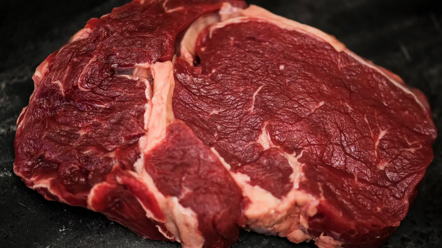 En mand havde stjålet flere stykker dyrt oksekød.