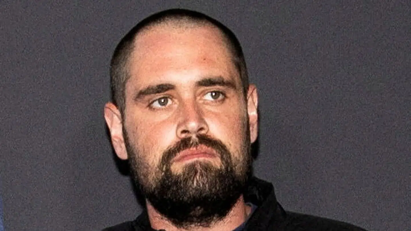 Nick Reiner, der er søn af Rob og Michele Reiner skal i dag for retten, hvor han er anklaget for at have dræbt sine forældre.