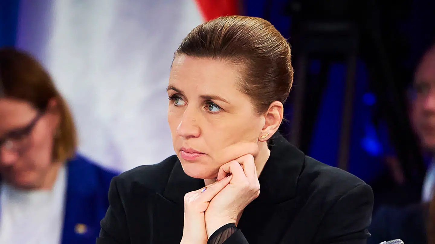 Her ses Mette Frederiksen deltage i et møde med europæiske ledere og Canadas premierminister Justin Trudeau i Kiev for at markere treårsdagen for Ruslands invasion af Ukraine i 2025.