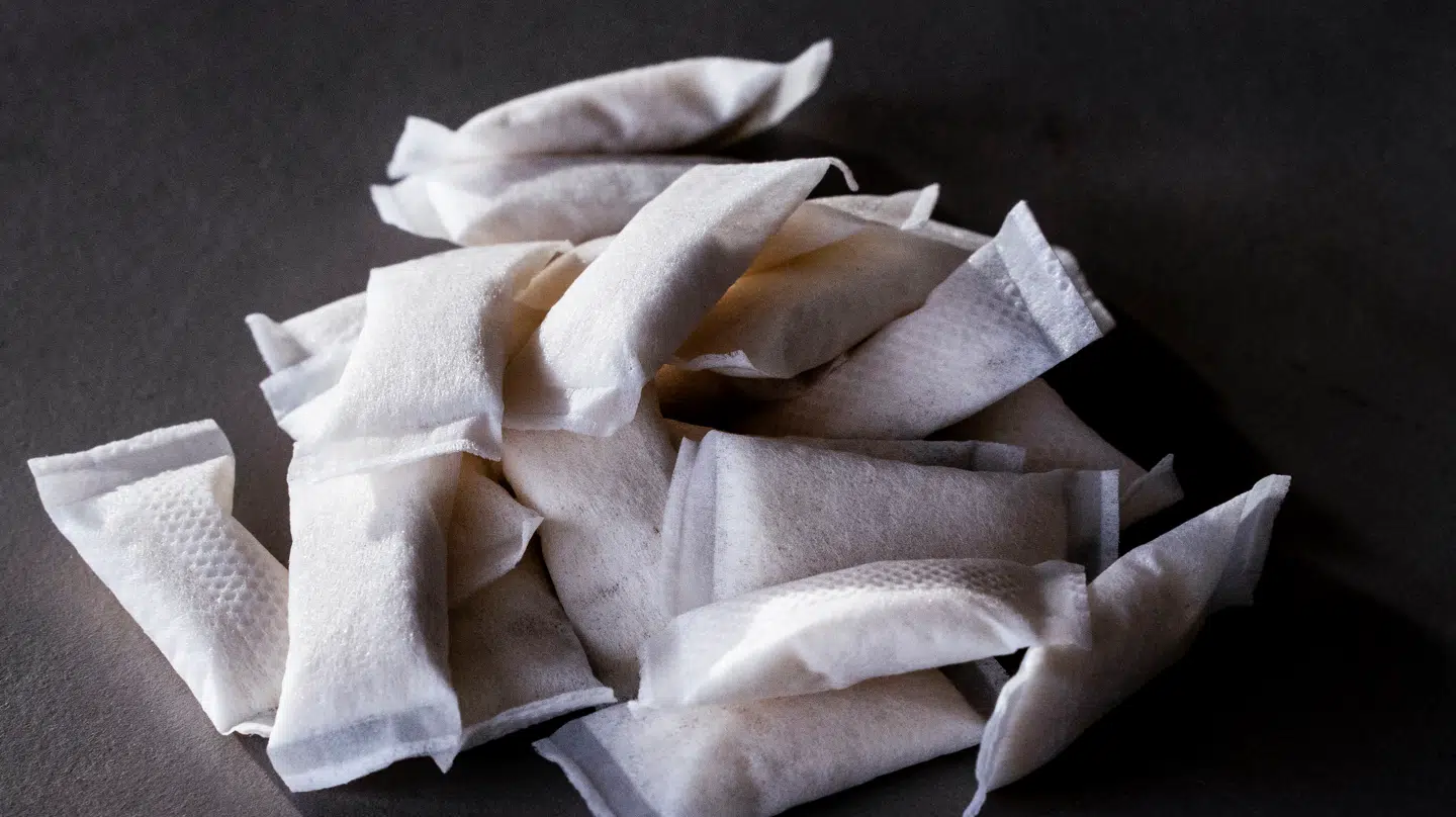 Nu advarer de mod snus.