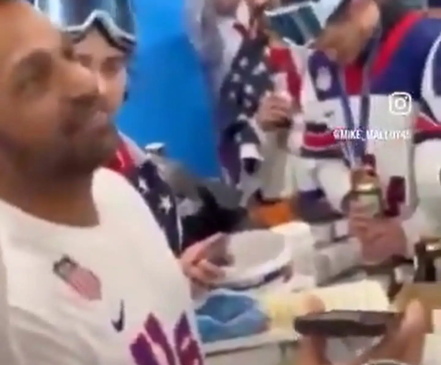 FBI-direktøren Kash Patel ville personligt sørge for, at guldvinderne nåede frem til Trump-besøget.