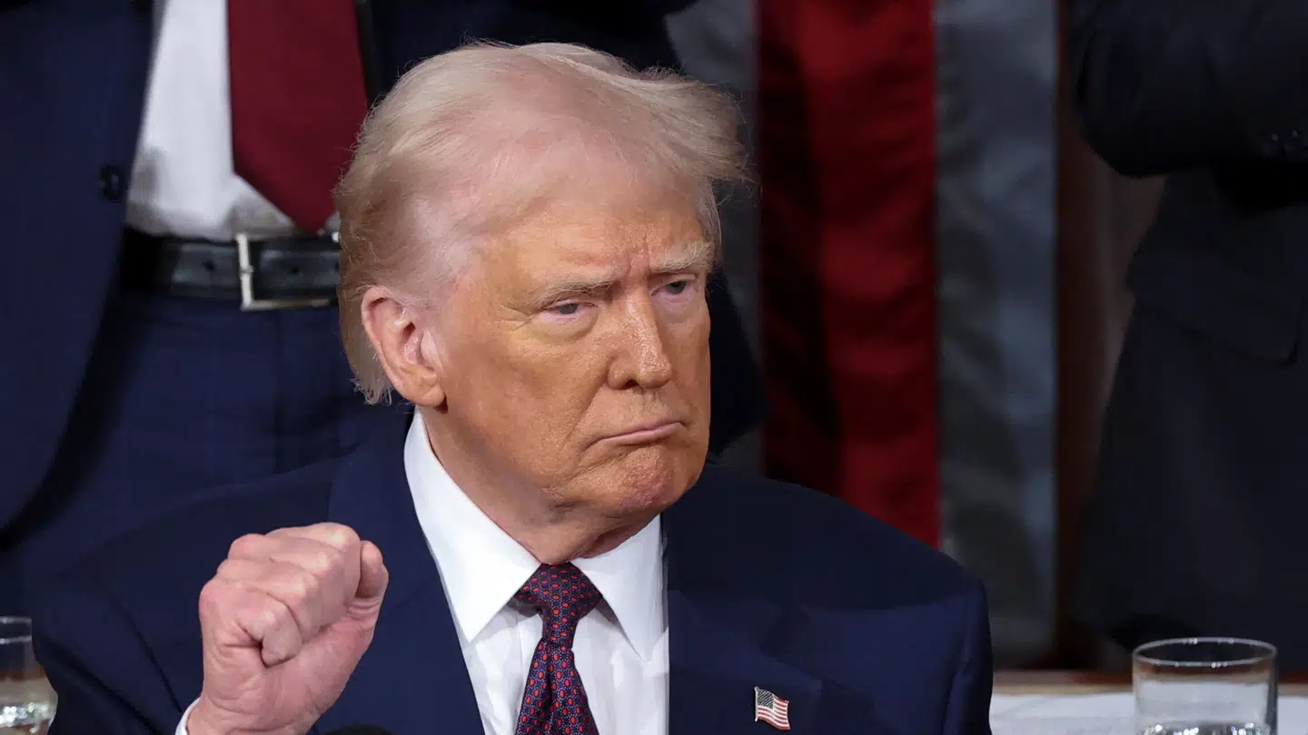 Donald Trump er kendt for ikke at drikke noget under sine taler.