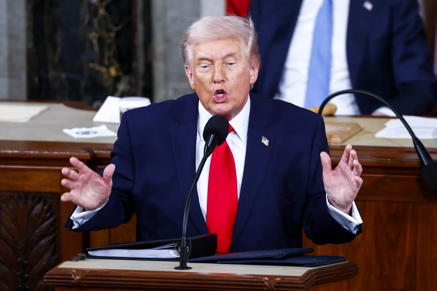 Donald Trump endte med at tale i en time og 48 minutter, hvilket et rekord for en 'State of the union'-tale.