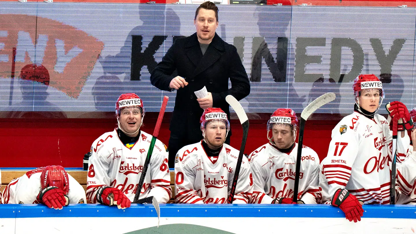 Odense Bulldogs træner Jason O'Leary I Metal Final4 semifinalekampen mellem Odense Bulldogs og Herning Blue Fox ved stævnet i Gigantium i Aalborg fredag den 9. januar 2026. Nu er træneren blevet fyret.