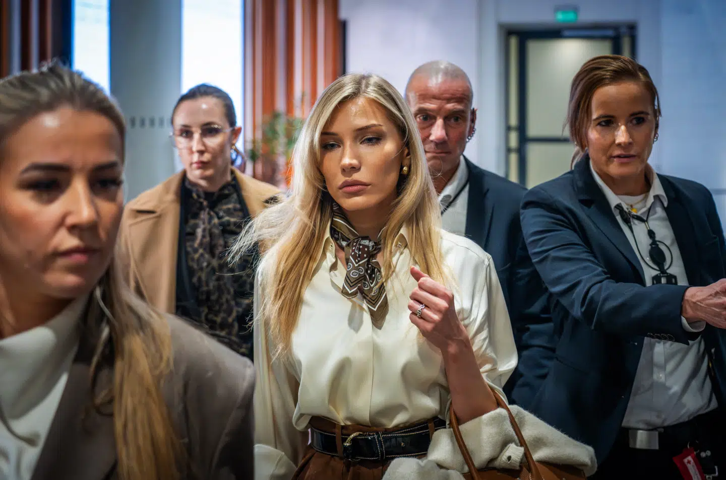 Nora Haukland, da hun forlod retten tirsdag eftermiddag efter sin vidneforklaring.