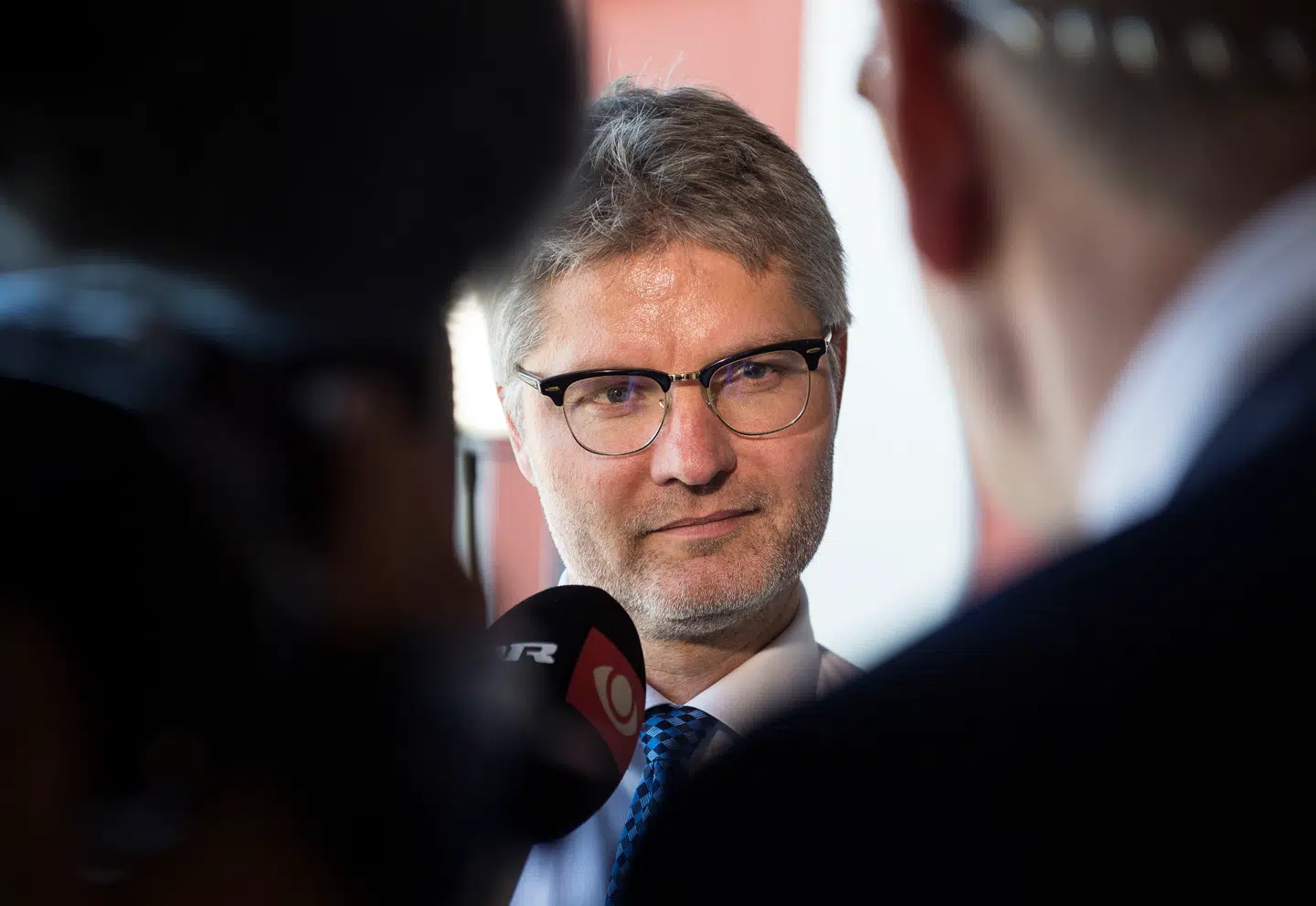 Advokat Arvid Andersen var onsdag mødt alene op i retten for at få sløjfet Advokatnævnets bøde på 40.000 kroner for groft at overtræde de advokatetiske regler. »Der er ikke nogen bedre til at repræsentere mig,« sagde han til Berlingske.