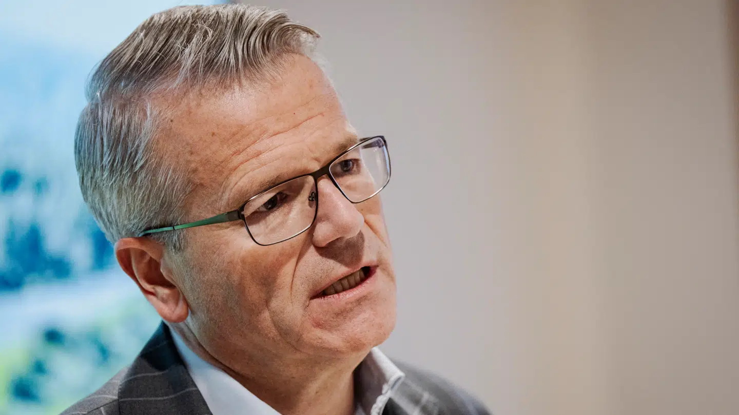 A.P. Møller – Mærsk A/S' ceo Vincent Clerc fortæller, at fyringen skal styrke virksomheden, hvis barske tider rammer.