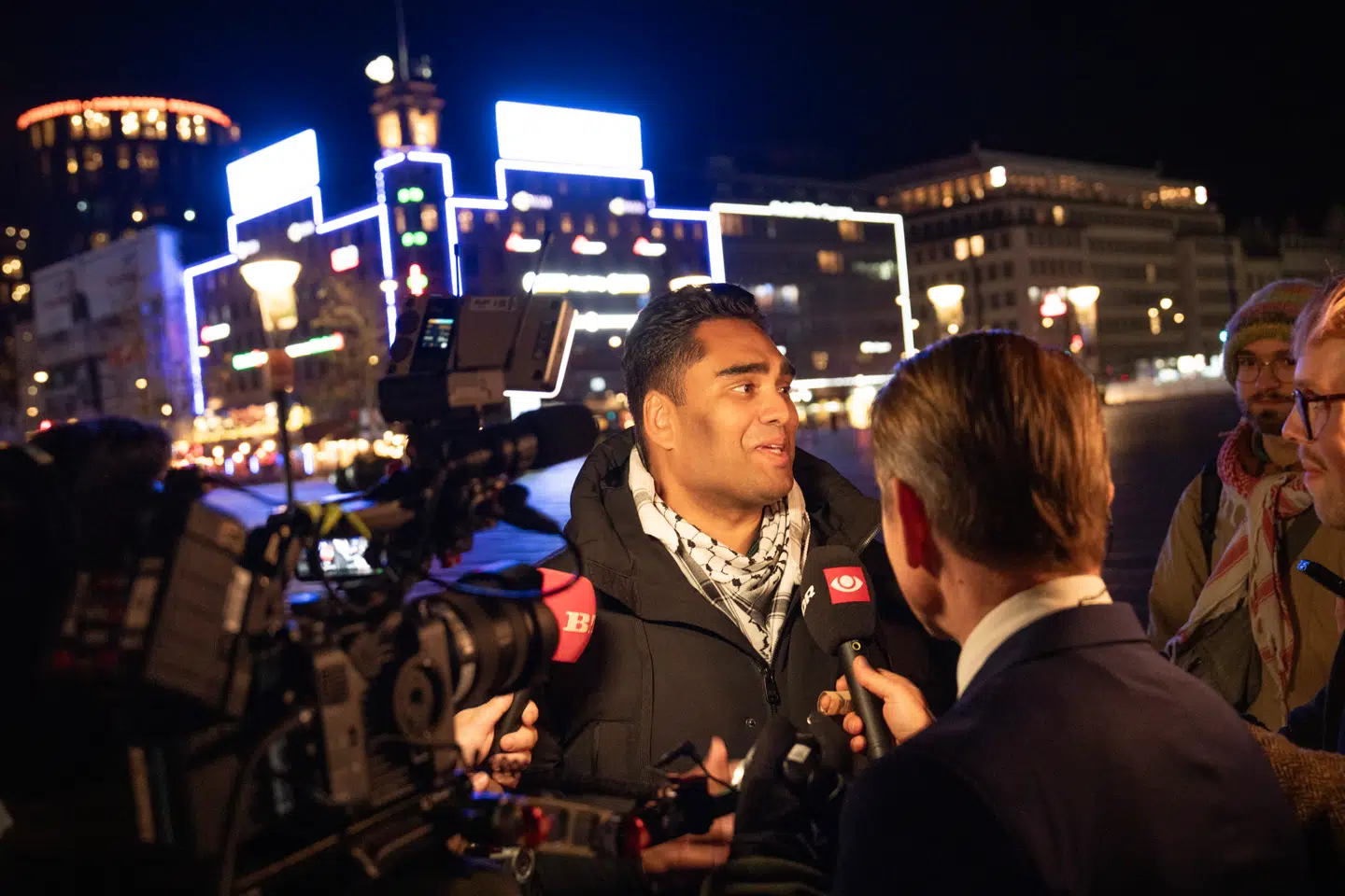 Sikandar Siddique forsøger at overbevise offentligheden om, at han er offer for en storpolitisk sammensværgelse, skriver Allan Lindemark. Foto: Linda Kastrup
