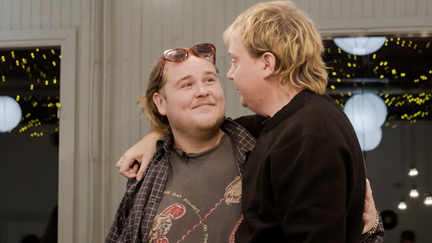 I første afsnit hjælper Andreas Odbjerg musikeren Mathias Ranch med at skrive en popsang.