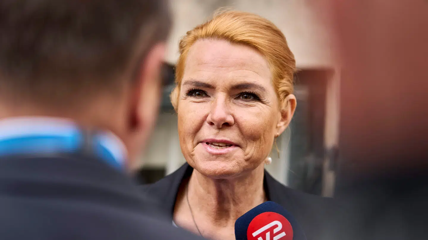 »Jeg kommer til at bakke op om en blå statsminister, og jeg kunne aldrig nogensinde drømme om at pege på Mette Frederiksen, det kan man godt regne med,« lyder det fra Inger Støjberg (DD).