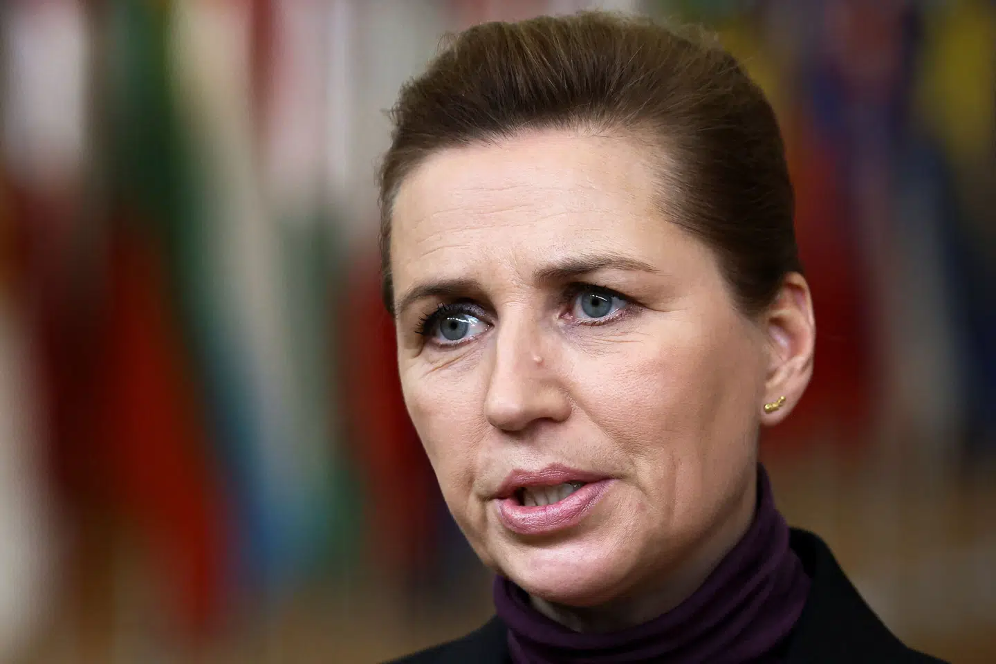 »Hun taler, som om hun er en udlændinge- og indvandringsstrammer, men de facto, så fører hun en politik, som holder hånden under parallelsamfundet modborgerskab,« lyder det om Mette Frederiksen fra B.T.s debattør, Eva Selsing.