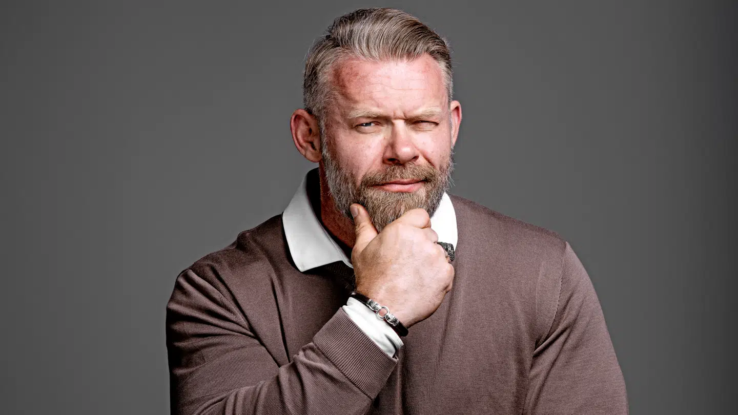 Ifølge Joachim B. Olsen blev en gylden chance forspildt, mens en rival tog styringen.