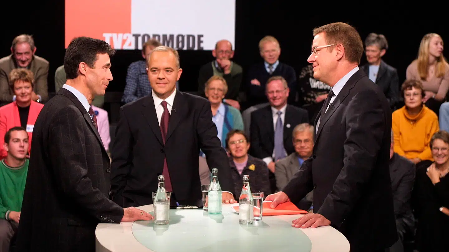 Jes Dorph beskriver ikke sig selv som nogen politisk nørd og måtte derfor begrave sig i politisk læsestof for at klæde sig selv på til at dække valg.