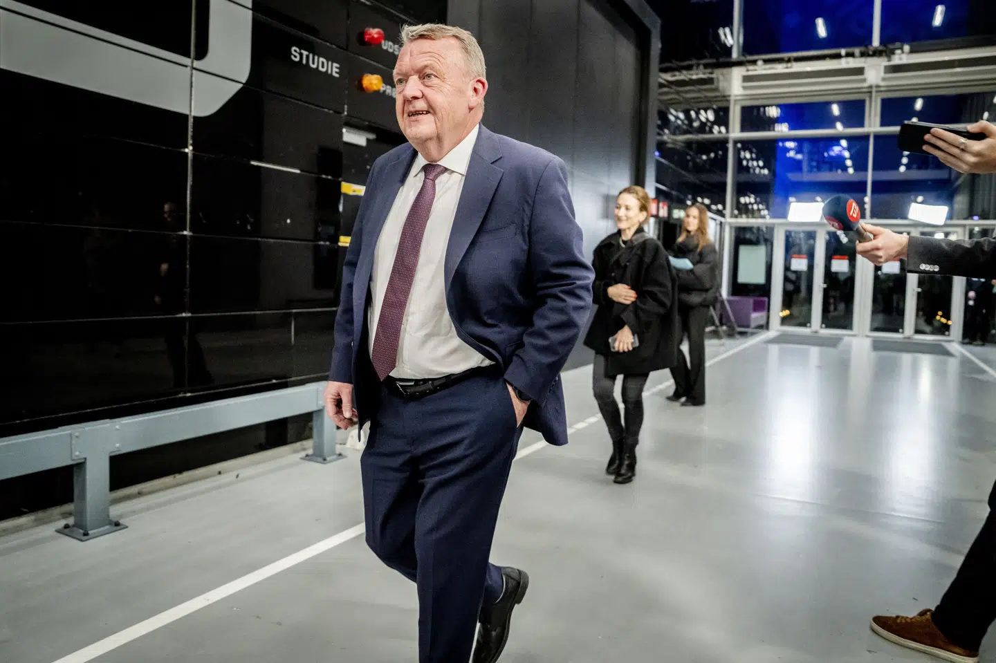 Lars Løkke Rasmussen forsøger at nedtone Jon Stephensens påstande om tilbudt pengebeløb. (Arkivfoto).