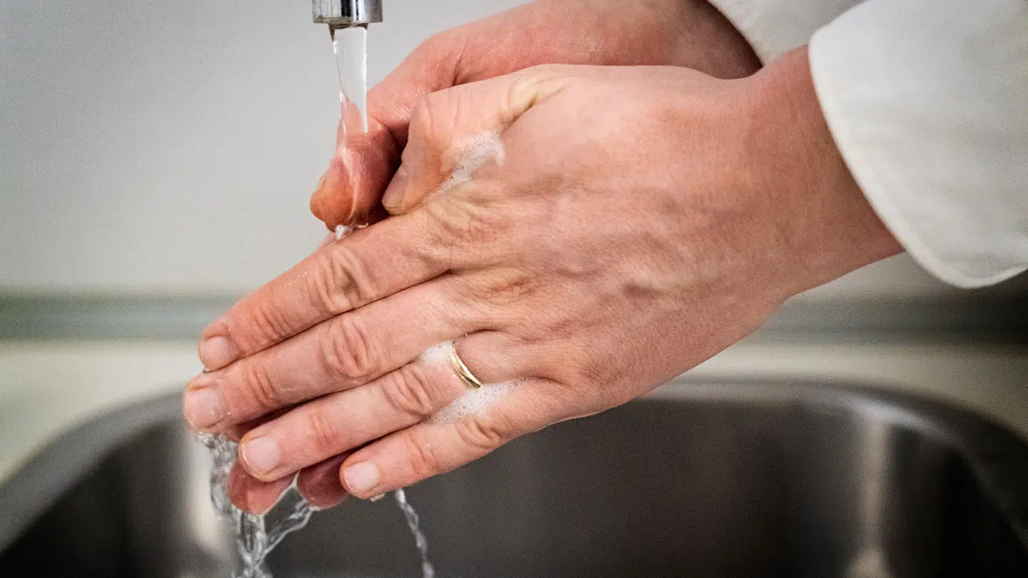 Arkivfoto. På en svensk skole er en stor del af eleverne lagt ned med sygdom.