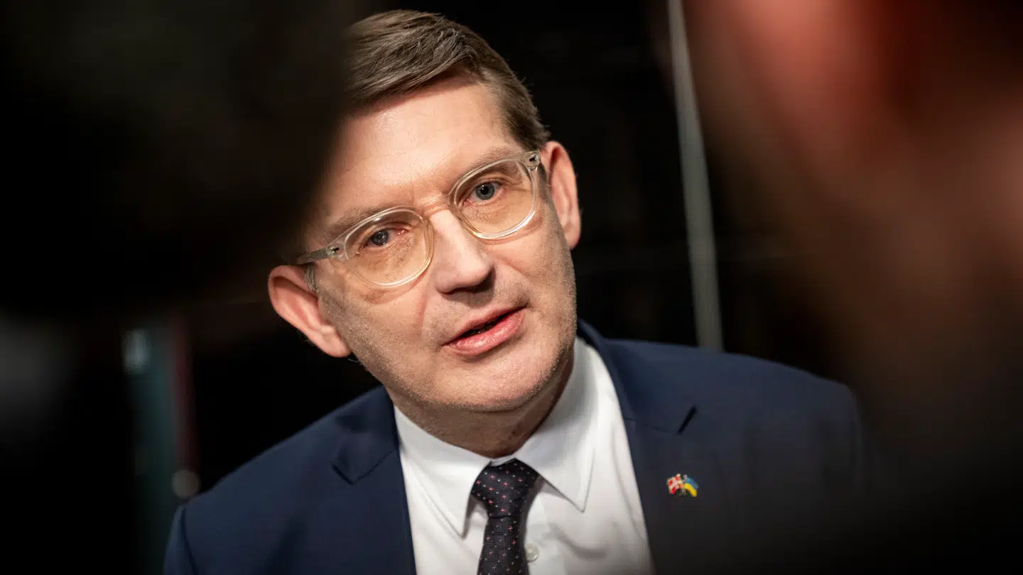 Venstres forsvarsminister Troels Lund Poulsen stiller krav til blå regering.