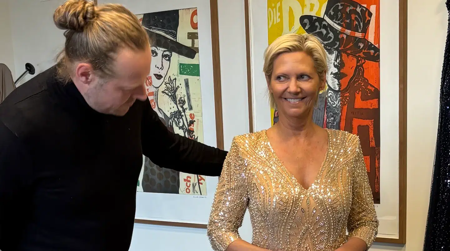 Charlotte Munchs dyre designerkjole må blive hjemme i skabet