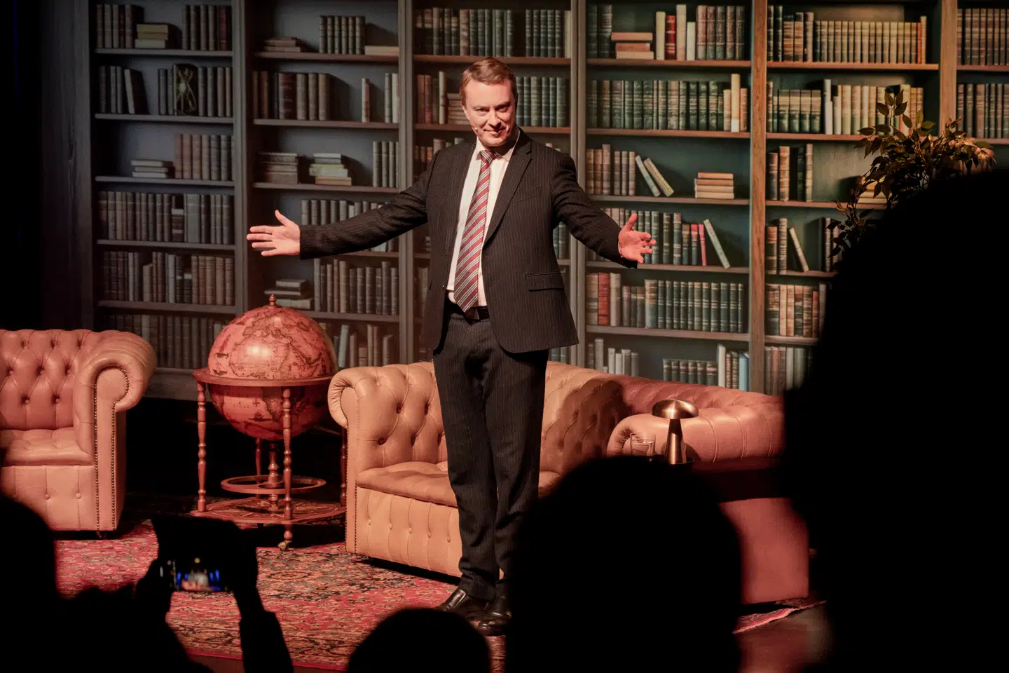 Morten Messerschmidt og Dansk Folkeparti fører valgkamp på at fortælle danskerne, at Mette Frederiksen (S) har åbnet dørene på vid gab for muslimsk indvandring. Men er det rigtigt?