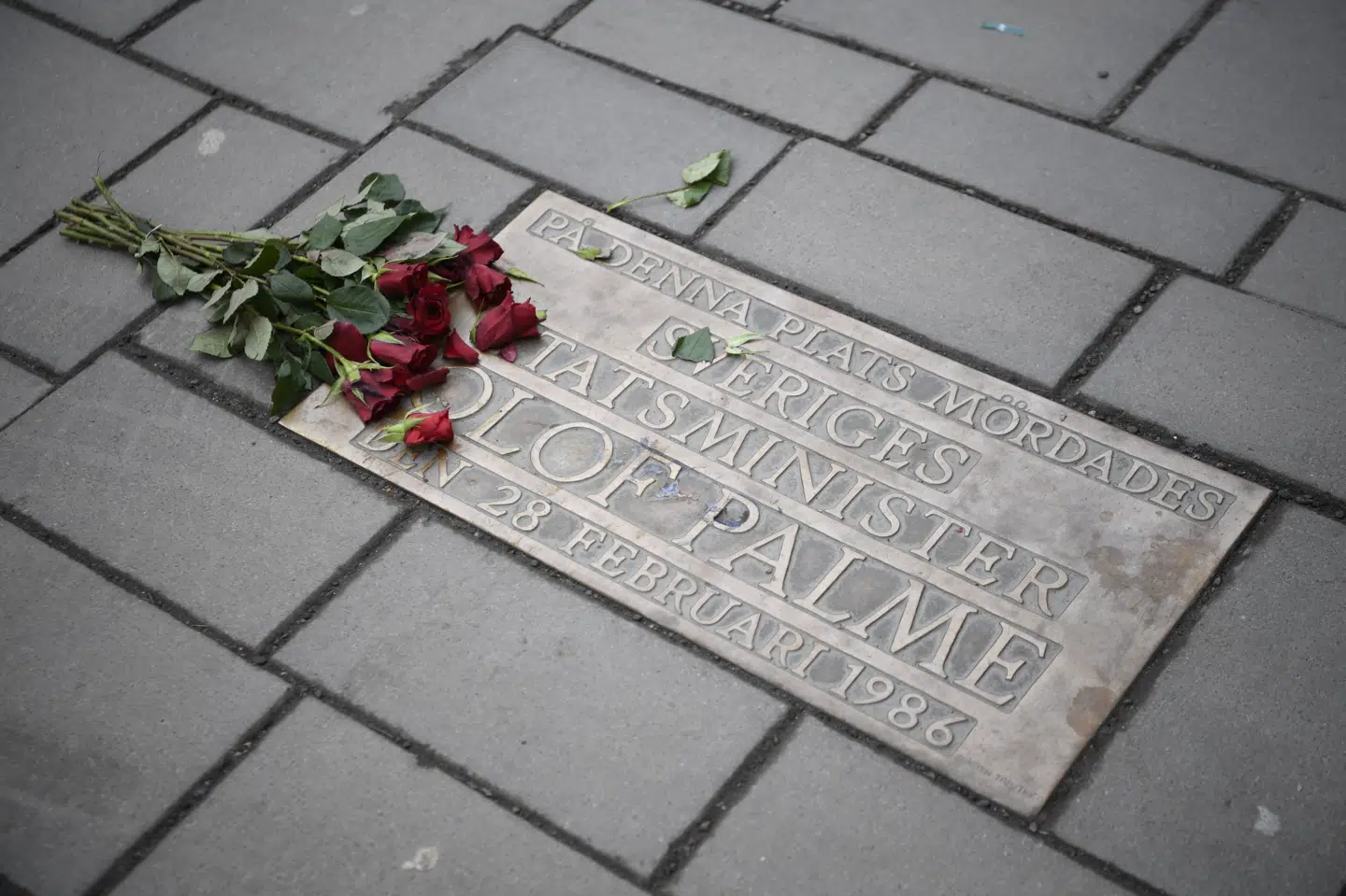 28. februar er årsdagen for mordet på den svenske statsminister Olof Palme, som blev skudt i det centrale Stockholm i 1986. Drabet er aldrig blevet opklaret, men nu forsøger svenske amatørdetektiver at lede efter nye spor med brug af kunstig intelligens. (Arkivfoto).