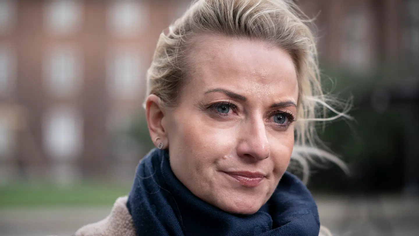 Ifølge Emilie Mengs mors bistandsadvokat, Mai-Brit Storm Thygesen, gør Netflix familiens tragedie til underholdning.