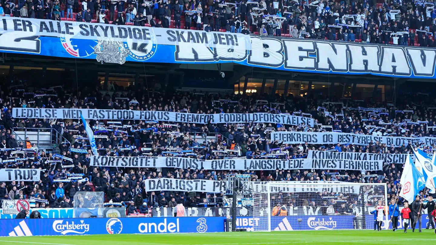 Fansene rettede en heftig kritik af ledelse og ejerskab i FC København.