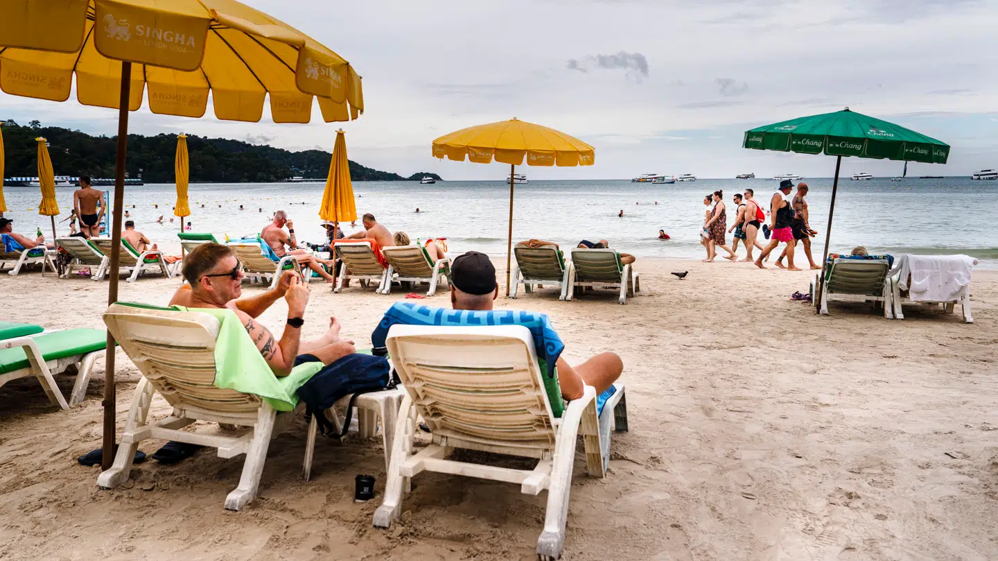 Phuket er en populær rejsedestination i Thailand. Hvert år besøger mange danskere øen.