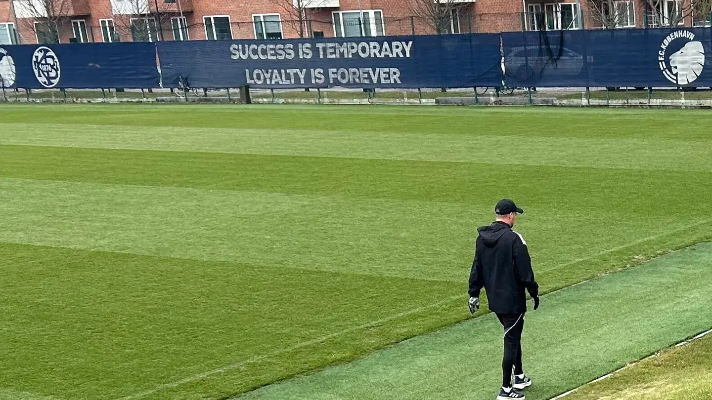 Jacob Neestrup traskede væk efter en kort tærning.