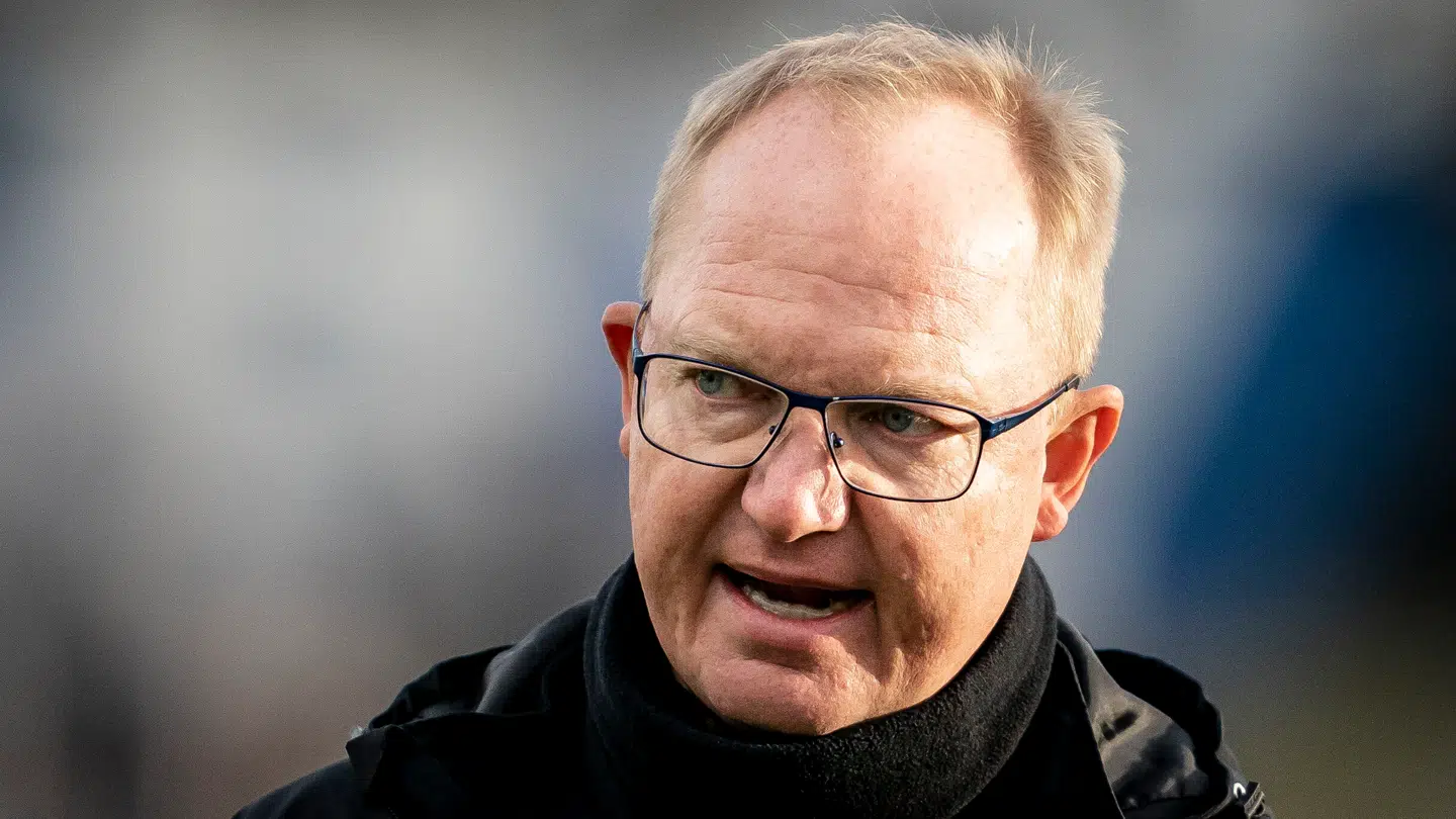 Glen Riddersholm har både erfaring som træner og assistent. Han har været cheftræner for Norrköping, Sønderjyske, AGF og Midtjylland – foruden en række job i ungdomsfodbold.