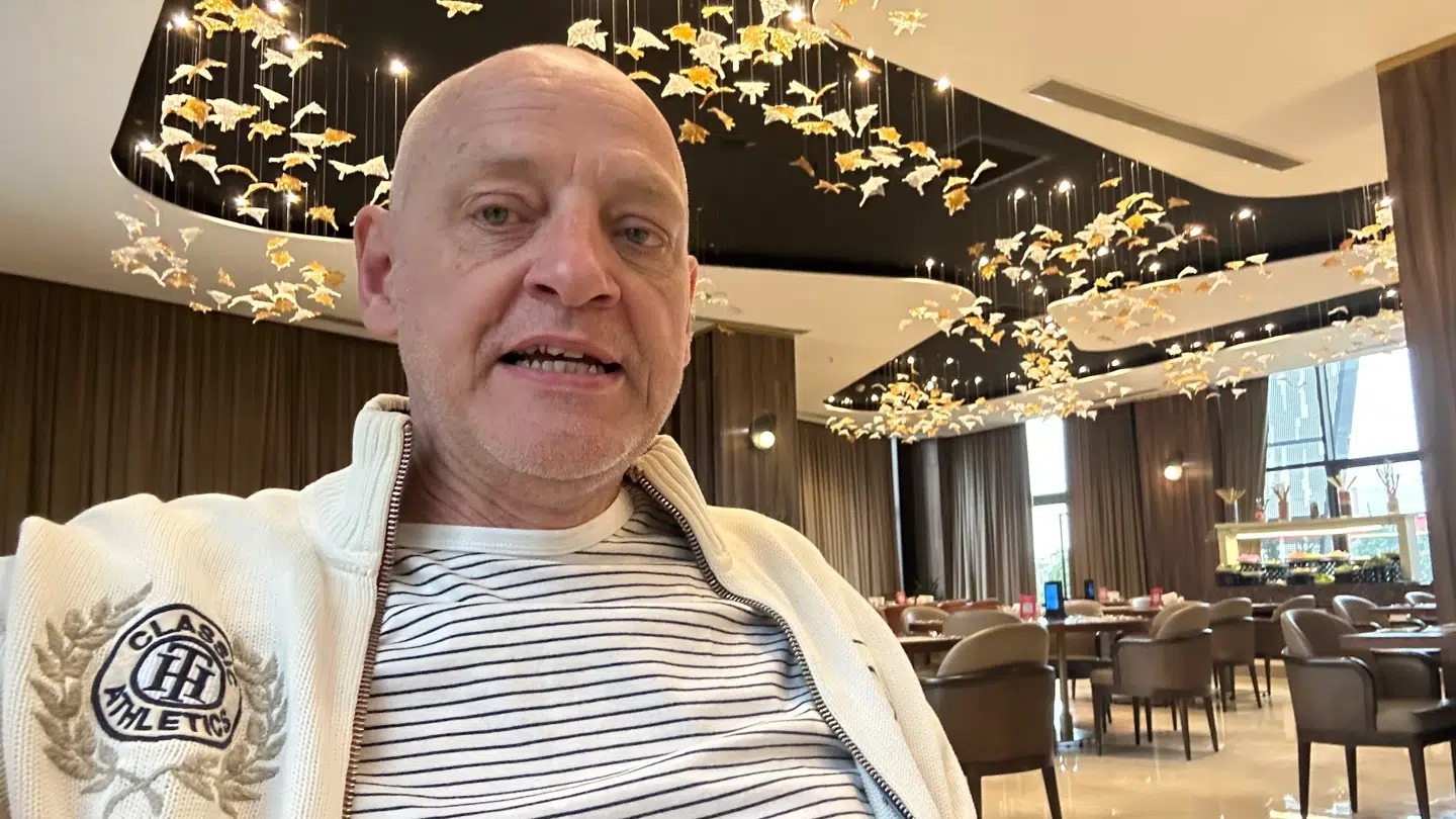 60-årige Karsten Pedersen har boet i Bahrain de sidste 18 år.