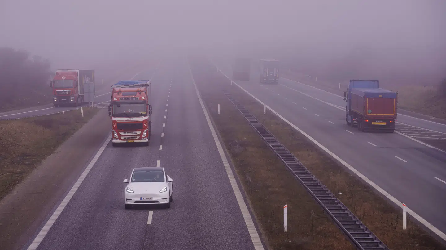Onsdag morgen kan for én bestemt landsdel give lidt flere problemer. (Arkivfoto)