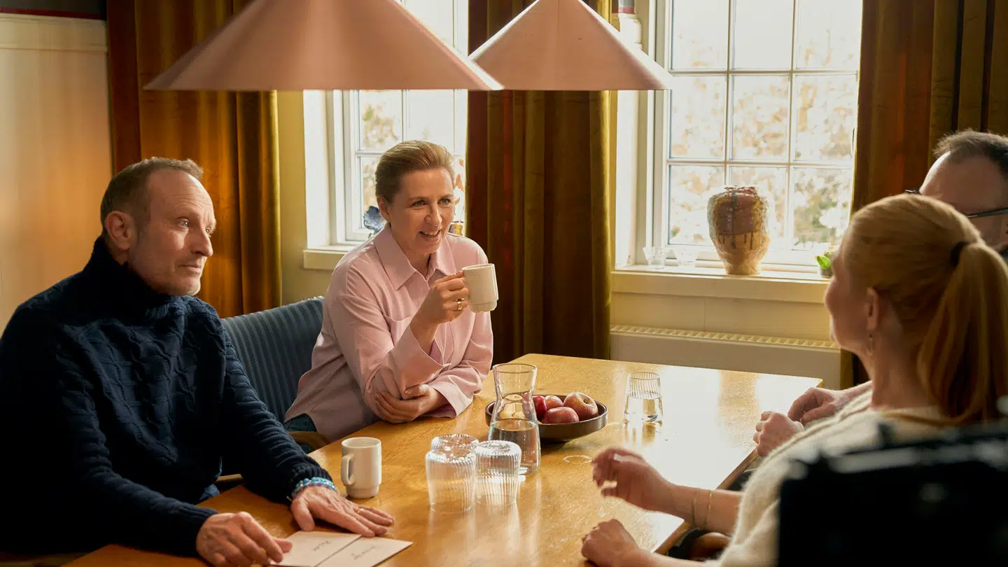 Politik har krævet store personlige ofre for Inger Støjberg og Mette Frederiksen, slår Støjberg selv fast i TV 2-programmet 'Højskolen'.