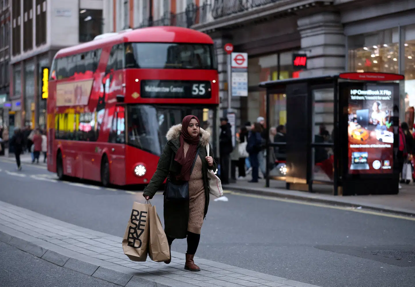 Busser bliver – også – snart fortid på Oxford Street i London, som nu bliver gjort til gågade.
