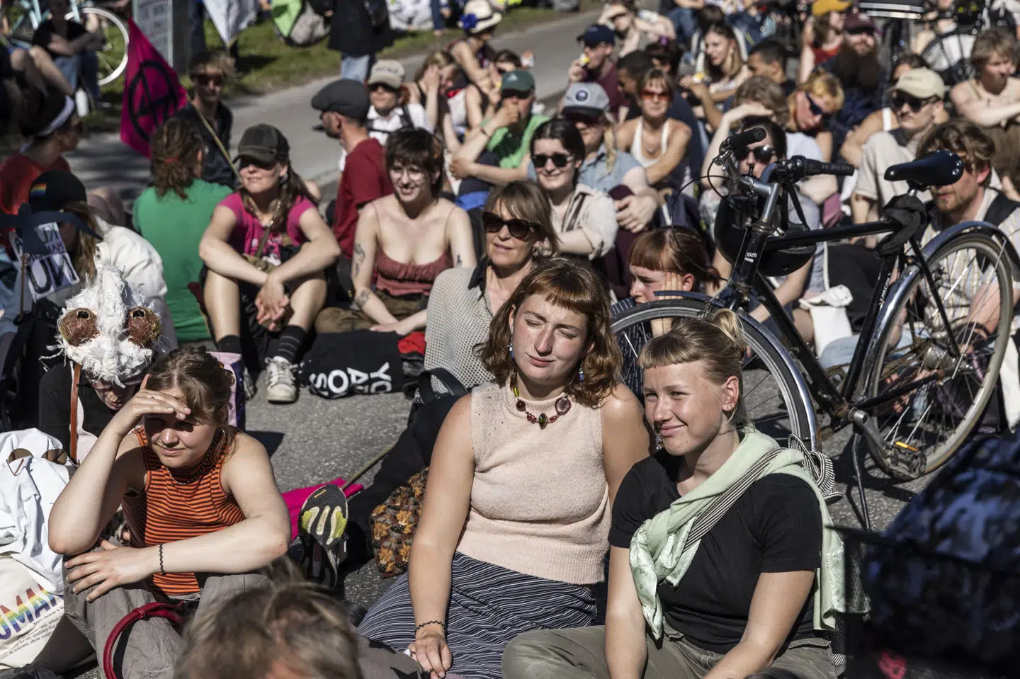 Greenpeace, Extinction Rebellion og andre klimaorganisationer afholdt demonstrationen "Befri jorden" i København fredag den 12. maj 2023.