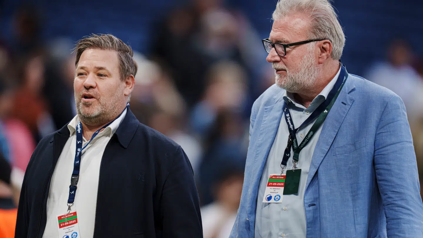 FCK-direktør Jacob Lauesen, t.v., side om side med storaktionær Lars Seier Christensen.